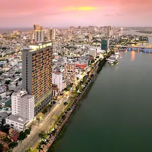 5* Hotel Wink Icon Riverside - Luxury - 24hrs & Rooftop Pool Bar